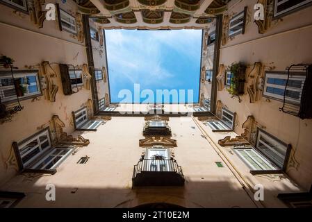 Pallazo dello spagnolo - Napoli - Italia Foto Stock