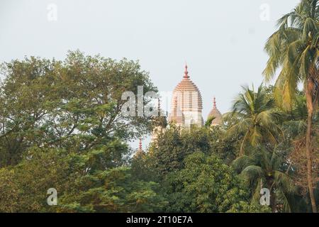 Tempio dell'Annapurna: Un rinomato santuario indù della dea devi Annapurna a Titagarh, Barrackpore, Bengala Occidentale, India Foto Stock