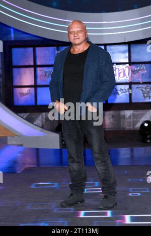 Milano, Italia. 6 ottobre 2023. Milano, presentazione del programma televisivo "GialappaShow" - Toni Bonji Credit: Independent Photo Agency/Alamy Live News Foto Stock