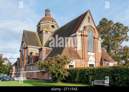 The Free Church in Hampstead Garden Suburb, Barnet, Londra Regno Unito. Fu costruito su progetto di Sir Edwin Lutyens a partire dal 1911. Foto Stock