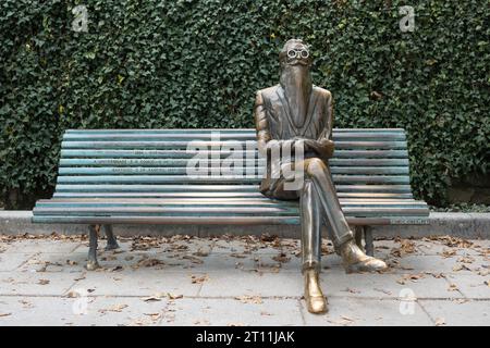 Statua di Ramon Maria del Valle-Inclan, Parco Alameda, Santiago de Compostela, Galizia, Spagna Foto Stock