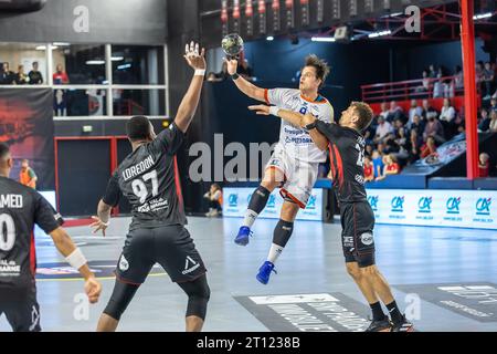 © Denis TRASFI / MAXPPP - à Ivry au Stade Auguste-Delaune le 29-09-2023 - Handball Liqui Moly Starligue Journée 04- Union sportive d'Ivry Handball V Foto Stock