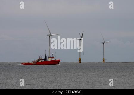 Turbina eolica danneggiata da incendio Scroby Sand parco eolico offshore Great Yarmouth Norfolk UK Foto Stock