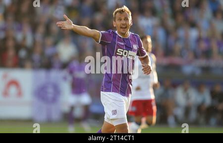 Firo: 09/22/2023 calcio: Calcio: 2° Bundesliga VFL Osnabruck - HSV Hamburg HSV Hamburg Hamburg Hamburg 2:1 Robert Tesche, gesture, VfL Foto Stock