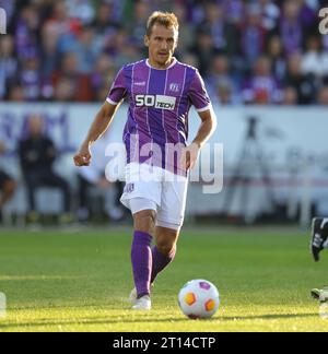 Firo: 09/22/2023 calcio: Calcio: 2° Bundesliga VFL Osnabruck - HSV Hamburg HSV Hamburg Hamburg Hamburg 2:1 Robert Tesche, azione individuale, VfL Foto Stock