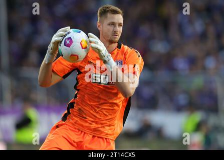 Firo: 09/22/2023 calcio: Calcio: 2° Bundesliga VFL Osnabruck - HSV Hamburg HSV Hamburg Hamburg Hamburg Hamburg 2:1 Lennart Grill, gesture, portiere, VFL Osnabruck Foto Stock