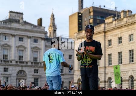 London, UK, 7 ottobre 2023, London Battle si svolge nel 50° anniversario della cultura Hip Hop nel 2023. In ottobre il posto da visitare è Somerset House. Una battaglia di Londra si svolge con una danza tra gruppi nord, sud, est e ovest della capitale. Campioni di Londra - EST: @Jordanjfunk, @evion mantis & @itsshush. A cura di Jade Hackett per Dance Umbrella 2023 in collaborazione con Somerset House., Londra, Andrew Lalchan Photography/Alamy Live News Foto Stock