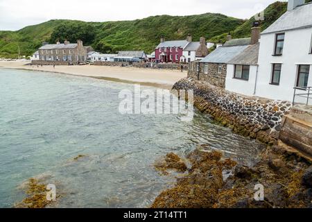 Porthdinllaen talvolta chiamato Porth Dinllaen è un piccolo villaggio costiero sulla penisola di Llyn Foto Stock