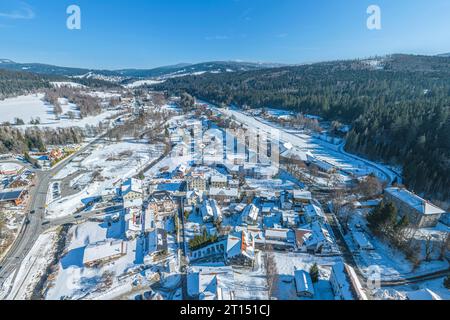 Vista aerea della foresta bavarese nei pressi di Bayerisch Eisenstein nella regione di Arber Foto Stock