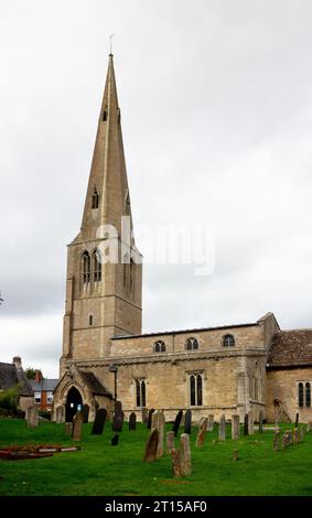 St Peter's Church, Stanion, Northamptonshire, Inghilterra, Regno Unito Foto Stock