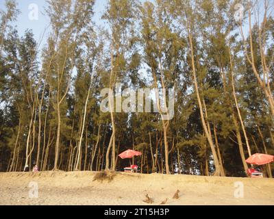Cox's Bazar, la spiaggia marina più lunga del mondo. Foto Stock