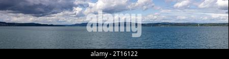 Lago di Costanza Ueberlinger, vista panoramica sul lago del paesaggio con il monastero di Birnau Foto Stock