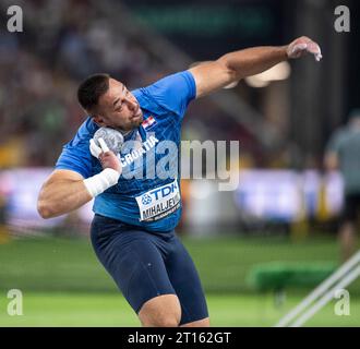 Filip Mihaljević, croato che gareggia nel tiro maschile, ha messo finale ai Campionati mondiali di atletica leggera al Centro Nazionale di atletica leggera di Budapest Foto Stock