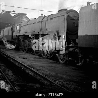 92163 e altri a Birkenhead loco 2 febbraio 1967. Foto Stock