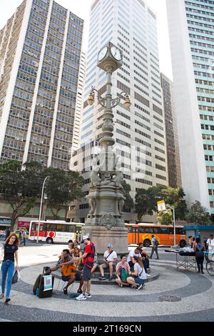 Torre dell'orologio a largo da Carioca, città vecchia, Rio de Janeiro, Stato di Rio de Janeiro, Brasile Foto Stock