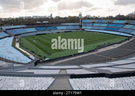 Montevideo, Uruguay. 11 ottobre 2023. Il Centenario Stadium. La partita di apertura della Coppa del mondo FIFA 2030 si svolgerà al Centenario Stadium di Montevideo. Il Centenario Stadium è stato inaugurato nel 1930 come sede della prima Coppa del mondo della storia ed è stato dichiarato monumento storico del calcio mondiale dalla FIFA nel 1983. Credito: Santiago Mazzarovich/dpa/Alamy Live News Foto Stock