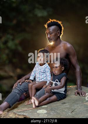 Popolazioni indigene nel Belum reale, Perak Foto Stock