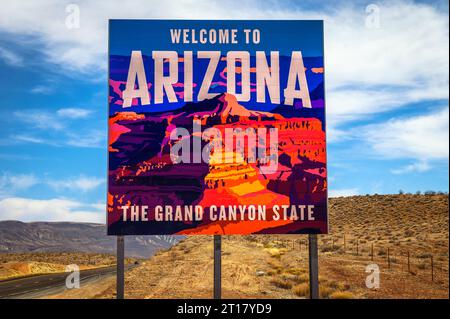 Benvenuto all'insegna dello stato dell'Arizona, situata lungo l'Interstate 15 al confine con lo Utah Foto Stock
