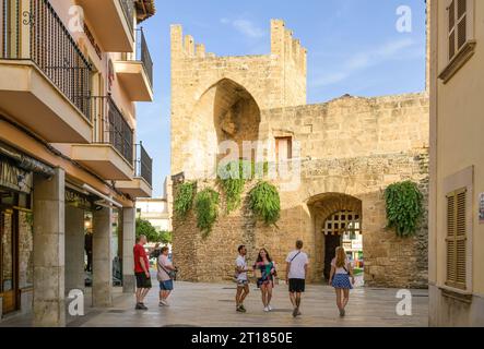 Porta del Moll, Stadttor, Altstadt, Alcudia, Maiorca, Spagnolo Foto Stock