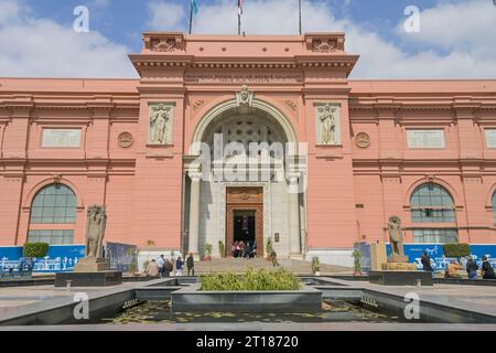 Haupteingang, Museo Ägyptisches, El-Tahrir Platz, Kairo, Ägypten Foto Stock