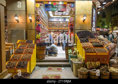 Gewürze, Alter Souk, Markt, Assuan, Ägypten Foto Stock