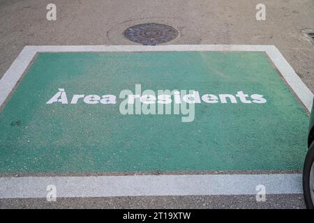 Straße, Bemalung, Anwohnerparkzone, residenti nella zona, Arta, Maiorca, Spagna Foto Stock