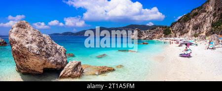 lefkada Ionica isola della Grecia . Le migliori spiagge panoramiche - bellissime Agiofili con mare cristallino turchese vicino a Viasiliki Foto Stock