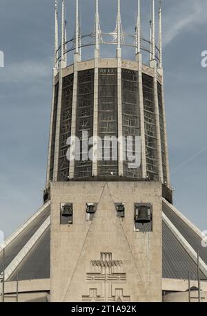 Liverpool, Regno Unito - 8 ottobre 2023 - architettura di interior design della cattedrale metropolitana di Liverpool. La cattedrale cattolica di Merseyside, Space for Foto Stock