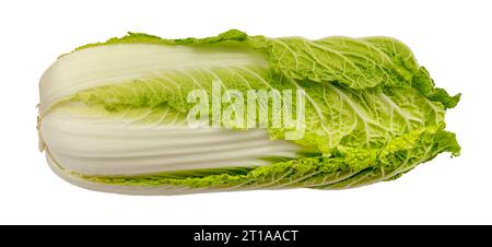 Cavolo fresco di Pechino su sfondo bianco. Verdure. Foglie di cavolo Foto Stock