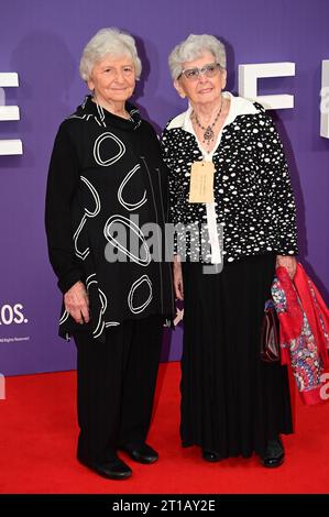 Royal Festival Hall, Londra, Regno Unito. 12 ottobre 2023. Eva Paddock e Lady Milena Grenfell-Baines partecipano a One Life - 67th BFI London Film Festival 2023, Londra, Regno Unito. Credito: Vedere li/Picture Capital/Alamy Live News Foto Stock