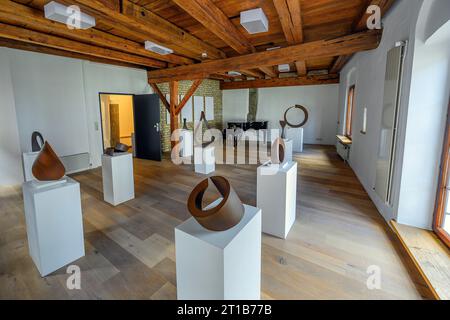 Opere di Ruediger Seidt allo Stadtstadel, Lounge Art, Rooms for Artists, Kempten, Allgaeu, Baviera, Germania Foto Stock