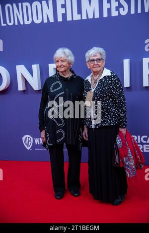 Londra, Regno Unito. 12 ottobre 2023. Lady Milena Grenfell-Baines ed Eva Paddock assistono alla premiere di "One Life" Headline Gala durante il 67° BFI London Film Festival presso la Royal Festival Hall. Credito: SOPA Images Limited/Alamy Live News Foto Stock