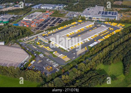 Luftbild, Industriepark Dorsten/Marl mit DHL Paketzentrum, Hervest, Dorsten, Ruhrgebiet, Nordrhein-Westfalen, Deutschland ACHTUNGxMINDESTHONORARx60xEURO *** Vista aerea, parco industriale Dorsten Marl con centro pacchi DHL, Hervest, Dorsten, regione della Ruhr, Renania settentrionale-Vestfalia, Germania ATTENTIONxMINESTHONORARx60xEURO Foto Stock