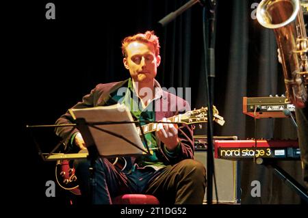 Harry Diplock, Fraser Smith Quartet, New Generation Jazz Festival Roadshow, Ropetackle Arts Centre, Shoreham by Sea, East Sussex, 8 febbraio 2023. Foto Stock