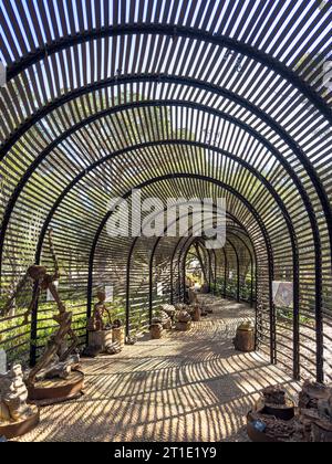 Passaggio nel giardino di Babylonstoren, vecchia fattoria, azienda vinicola, Franschhoek, provincia del Capo occidentale, Stellenbosch, Cape Winelands, Sudafrica, Africa Foto Stock