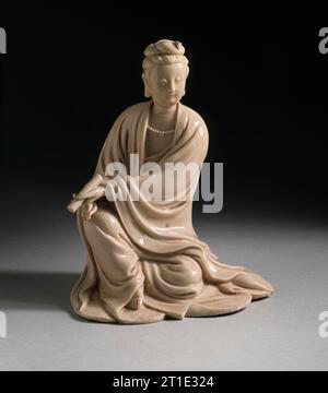 Avalokit&#xe9;svara (Guanyin), il Bodhisattva della Misericordia, tra il 1644 e il 1700 circa. Foto Stock