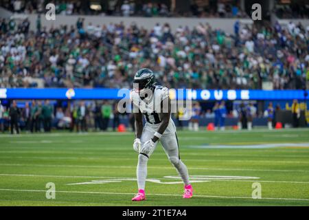 Il wide receiver dei Philadelphia Eagles A.J. Brown (11) si schierò sulla linea di scrimmage durante una partita della NFL, Philadelphia Eagles vs. Los Angeles Rams, Sun Foto Stock