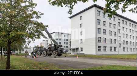 Hagenow, Germania. 13 ottobre 2023. Vista degli edifici della Ernst-Moritz-Arndt-Kaserne. Credito: Markus Scholz/dpa/Alamy Live News Foto Stock