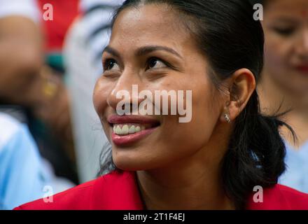 La pugile Lovilina Borgohain, medaglia d'argento ai Giochi asiatici, a una cerimonia di felicitazione l'11 ottobre 2023 a Guwahati, in India. Lovlina Borgohain, pugile indiana, ha vinto una medaglia di bronzo ai Giochi Olimpici del 2020 e la medaglia d'argento nella gara femminile di pugilato di 75 kg ai Giochi asiatici del 2023 a Hangzhou, e si è qualificata anche per le Olimpiadi di Parigi del 2024. Credito: David Talukdar/Alamy Live News Foto Stock