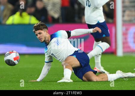 James McAtee dell'Inghilterra U21 durante la partita di qualificazione al campionato europeo Under 21 tra Inghilterra e Serbia al City Ground, Nottingham, giovedì 12 ottobre 2023. (Foto: Jon Hobley | mi News) crediti: MI News & Sport /Alamy Live News Foto Stock