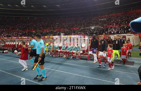 Vienna, Austria. 13 ottobre 2023. I giocatori belgi arrivano per una partita di calcio tra l'Austria e la nazionale belga Red Devils, allo stadio Ernst Happel di Vienna, Austria, venerdì 13 ottobre 2023, partita 6/8 nel gruppo F delle qualifiche Euro 2024. BELGA PHOTO VIRGINIE LEFOUR Credit: Belga News Agency/Alamy Live News Foto Stock