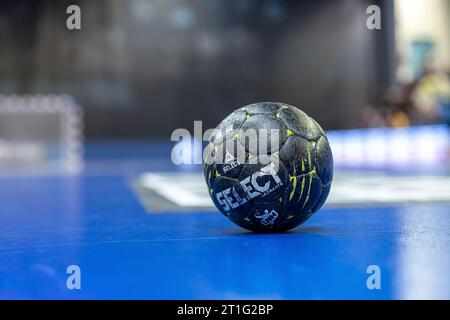 C) Denis TRASFI / MAXPPP - à Créteil au Palais des Sports Robert Oubron le 13-10-2023 - pallamano Liqui Moly Starligue - Union sportive de Créteil Han Foto Stock