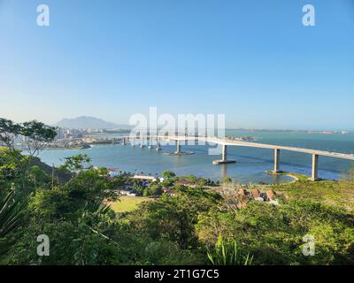 Vista del terzo ponte che collega Vila Velha a Vitória a Espirito Santo, Brasile. Foto Stock