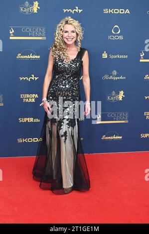 Lipsia - Zahlreiche Stars besuchen die 29. Goldene Henne 2023 13.10.2023 ab 18 Uhr Leipzig, Media City Fotograf: EHL Media/Erik-Holm Langhof im Bild: Eva Herman am Freitagabend findet die Verleihung Goldene Henne 2023, gemeinsam veranstaltet von SuperIllu und MDR-Fernsehen, wieder in Leipzig statt. Deutschlands größter Publikumspreis wird bereits zum 29. Mal vergeben. Dazu eingeladen sind zahlreiche regionale, nationale und internationale Stars. Die Preisverleihung findet in den Studios der Media City beim MDR statt. Lipsia Sachsen Deutschland *** Lipsia numerose stelle partecipano al Golden 29 Foto Stock