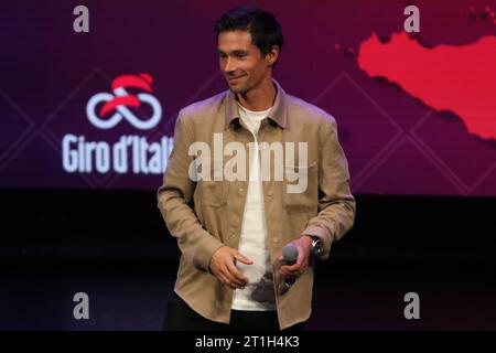 13 ottobre 2023: Trento, Italia; giro D'Italia 2024 presentazione gara ciclistica, per gare maschili e femminili nel 2024. Il pilota sloveno di Jumbo-Visma Primoz Roglic Foto Stock