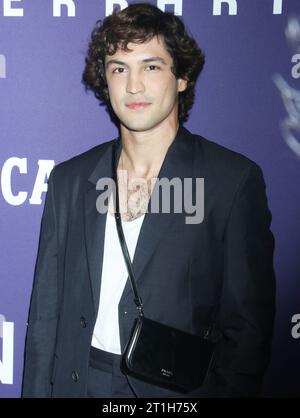 New York, NY, USA. 13 ottobre 2023. Gabriel Leone, alla premiere del New York Film Festival 2023 di Ferrari al Lincoln Center Alice Tully Hall di New York il 13 ottobre 2023. Credito: RW/Media Punch/Alamy Live News Foto Stock
