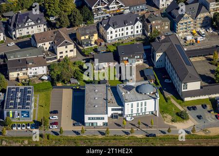 Luftbild, Moschee DITIB Türkisch Islamische Gemeinde zu Lennestadt e.V., Meggen, Lennestadt, Sauerland, Nordrhein-Westfalen, Deutschland ACHTUNGxMINDESTHONORARx60xEURO *** Vista aerea, Mosque DITIB Türkisch Islamische Gemeinde zu Lennestadt e V, Meggen, Lennestadt, Sauerland, Renania settentrionale-Vestfalia, Germania ATTENTIONxMINESTHONORARx60xEURO credito: Imago/Alamy Live News Foto Stock