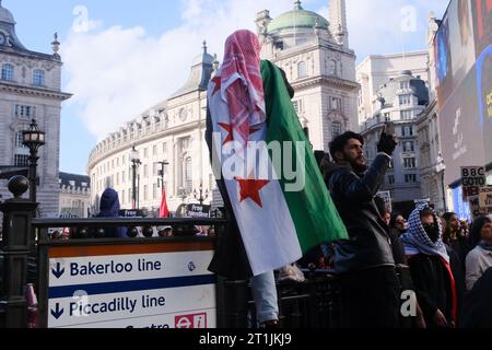 Londra, Regno Unito. 14 ottobre 2023. Marcia per la Palestina, a Londra. Crediti: Matthew Chattle/Alamy Live News Foto Stock