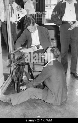 Riabilitazione di soldati britannici dalla Normandia - il lavoro di Robert Jones e Dame Agnes Hunt Orthopedic Hospital, Oswestry, Shropshire, Inghilterra, Regno Unito, 1944. Foto Stock