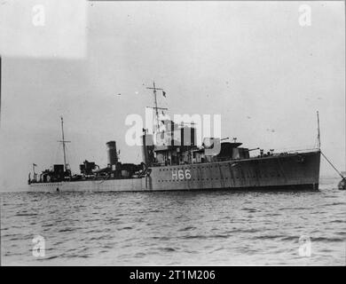 Cacciatorpediniere britannico HMS Escort Foto Stock